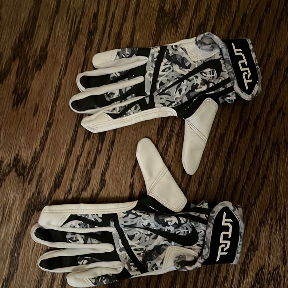 Mike Trout Nike baseball batting gloves